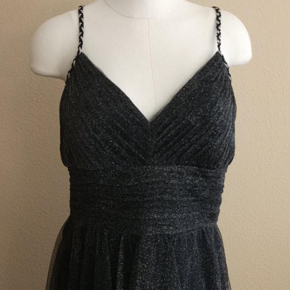 Sangria Fitted Black Dress Size 12 - Picture 2 of 12